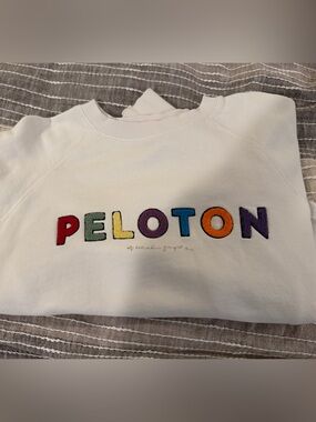 Peloton crew neck